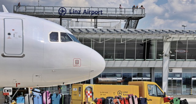 flughafen linz