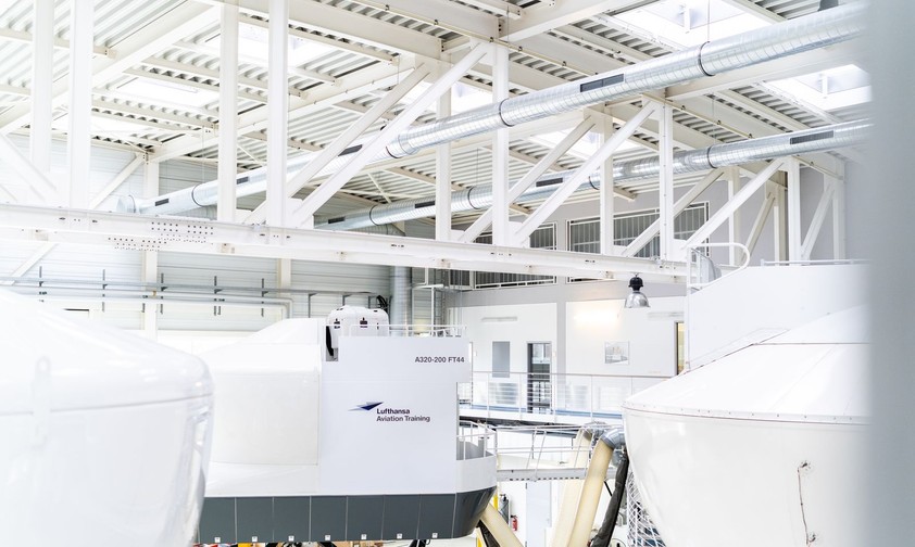 Simulator von Lufthansa Aviation Training: Vieles lässt sich auch hier erledigen.