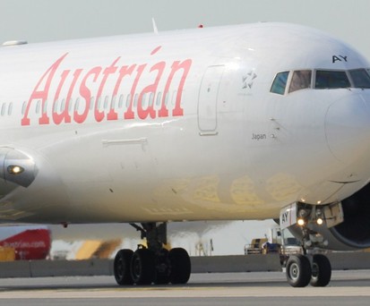 austrian airlines boeing 767 oe lay 01