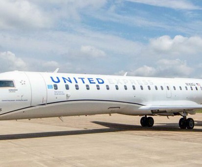 CRJ 550 von United Airlines: Die Sondervariante basiert auf der CRJ 700, hat aber weniger Sitzplätze, um Gewerkschaftsklauseln auszutricksen.