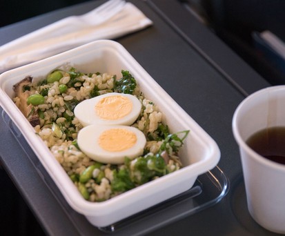 Essen auf Qantas' Testflug: Keine der Verpackungen landet auf der Müllkippe.