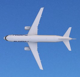 Airbus A320 von Avion Express: Die Litauer fliegen im Sommer viel für Eurowings.