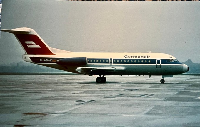 Ein Flöieger von Germanair.