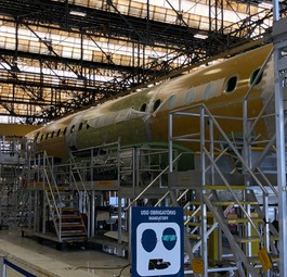 «Die E2-Jets sind mehr als ein Neo oder eine Max. Sie sind zu drei Viertel neu», sagt Rodrigo Silva e Souza, Marketingchef der Zivilflugzeugsparte von Embraer. Im Bild die Produktion im Werk in São José dos Campos.