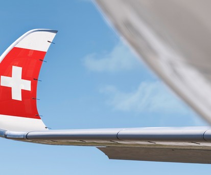 Tragfläche eines Airbus A350 von Swiss (Montage): Kabine wird gegenüber heutigen Flugzeugen neu angeordnet.