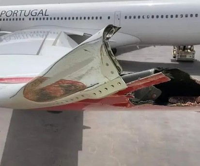 Ratsch und weg: Die beschädigte Flügelspitze des Airbus A330 Neo.