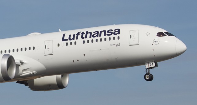 lufthansa boeing 787 9 berlin