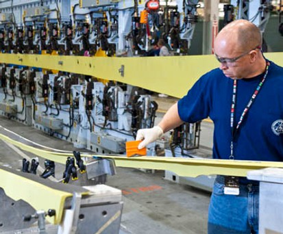 Produktion der Tragfläche der Boeing 737: Einige Teile kommen künftig aus Sheffield.