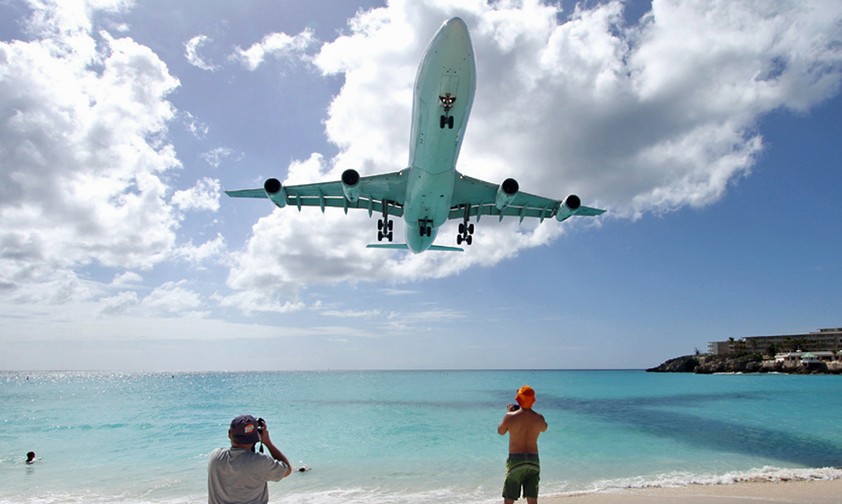 Landung in St. Maarten: Reicht es nur für ein Bild oder gibt die Marke auch finanziell etwas her?

&nbsp;