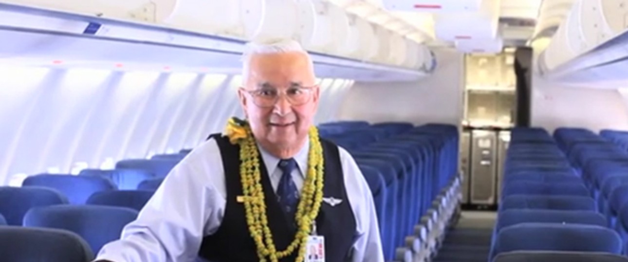 Ron Akana: United Airlines 63 Jahre treu.