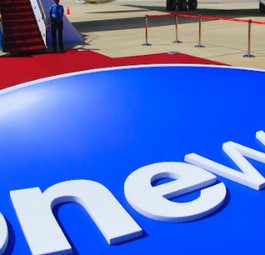Roter Teppich: Rollt Oneworld ihn bald für eine Billigairlines aus?