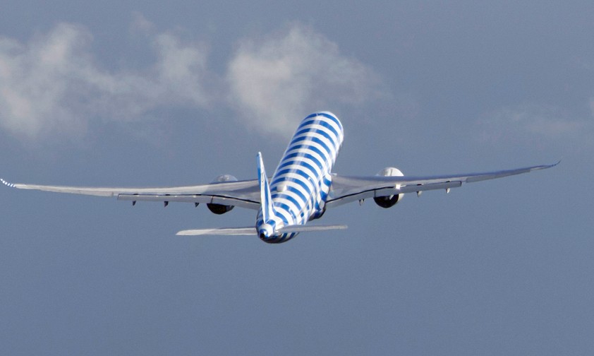 Flieger von Condor: Kooperation mit Skyteam oder Oneworld?