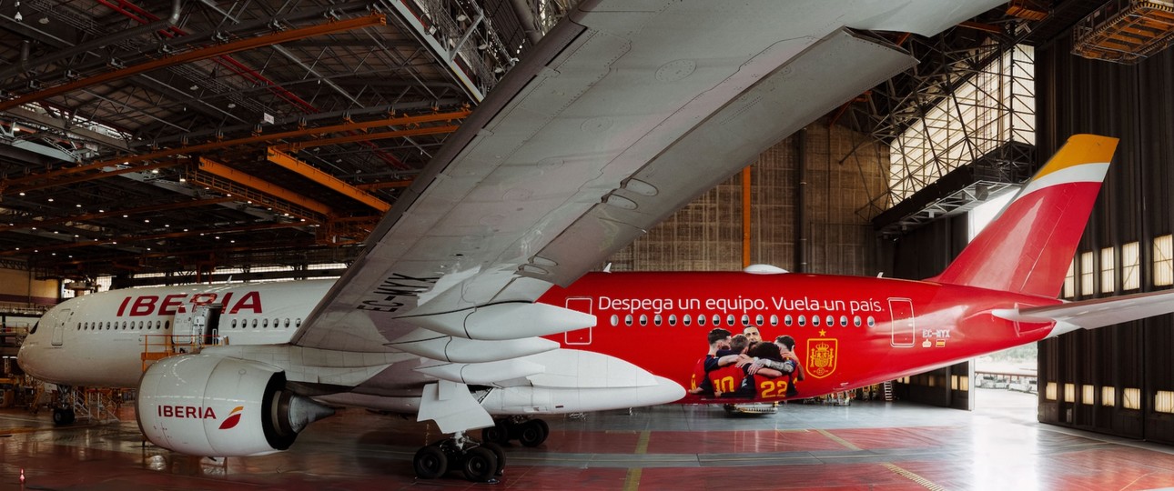 Iberia Weltmeisterschaft-Lackierung: Die Airline schickte den Airbus A350 nach Argentinien. 