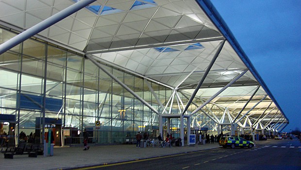 Das bisherige Terminal wird zur Abflugshalle.