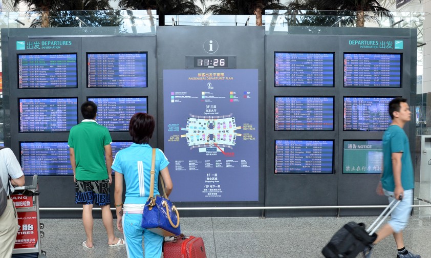 Die größten Flughäfen weltweit im Jahr 2023, gemessen vom Datenanbieter OAG nach den von Airlines angebotenen Sitzplätzen: Auf Platz 10 steht Guangzhou (CAN) mit 43,43 Millionen.