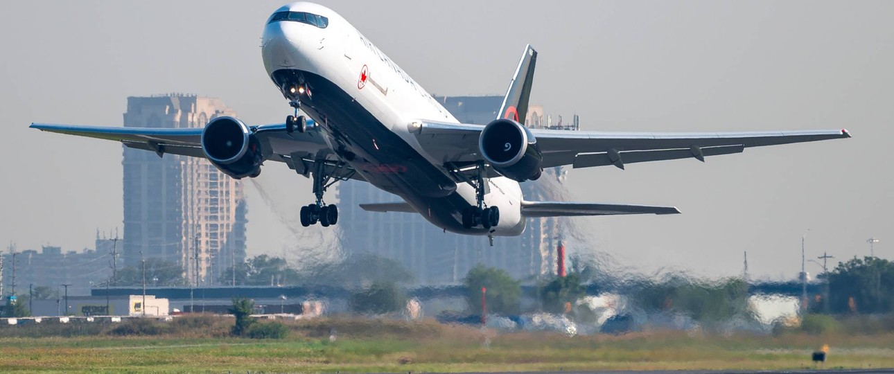 Boeing 767F  von Air Canada Cargo: Zwei Maschinen machen jetzt den Abflug nach Afrika.