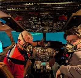 Jesper Rungholm im Cockpit: Er fühlt sich fit, um noch lange zu arbeiten.
