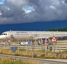 Airbus A321 von Aeroflot in Genf: Musste umgeparkt werden.