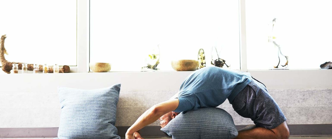 Yogaübung: Lernen, mit dem Stress besser umzugehen.
