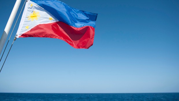 3. Rang: Philippinen, 24,4 Millionen Passagiere 2011, Wachstum 15 Prozent - Schiff mit philippinischer Flagge.