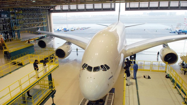 A380 im Emirates-Hangar: Keine Airline hat mehr der Superjumbos in der Flotte.
