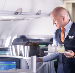Jetblue bietet in den A321 eine verbesserte Version der Aktuellen Mint-Business-Class an.