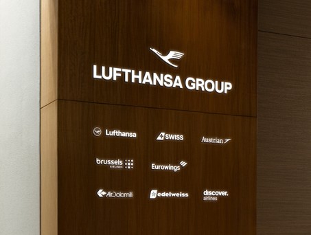 Die neue Dachmarke: Ein Kranich für die Gruppe.