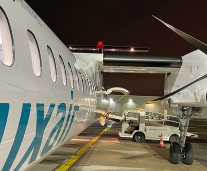 Eine Dash-8 von Luxair: Die Fluggesellschaft will subventionierte Flüge ab Slowenien.