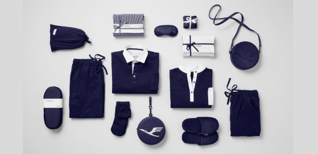 Geschirr, Decken, Kissenbezüge, Amenity Kits - das alles wird Blau und Weiß daherkommen.