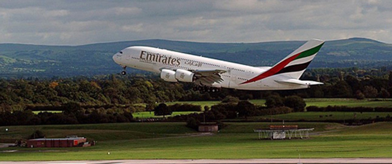 Airbus A380 von Emirates in Manchester: Bald Flüge in die USA?