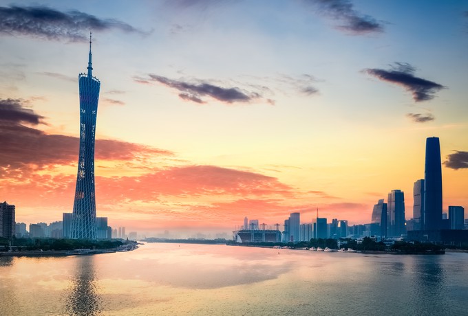 Der Blick vom 595 Meter hohen Canton Tower in Guangzhou auf den Perlfluss ist atemberaubend. Die Stadt bietet aber noch viel mehr.