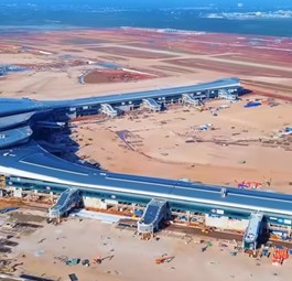 Luftaufnahme des neuen Flughafens von von Ho-Chi-Minh-City: Am 19.12. landen drei Flüge vietnamesischer Airlines. 