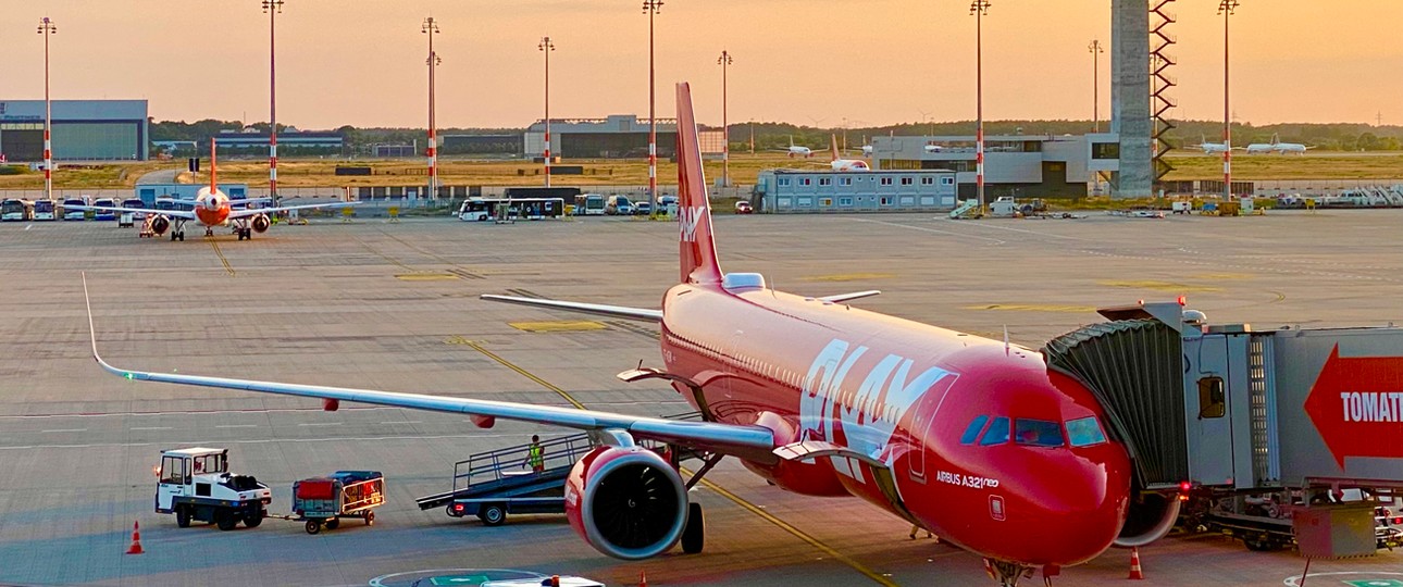 Airbus A321 Neo von Play in Berlin: Die Airline bietet auch Flüge nach Reykjavik.