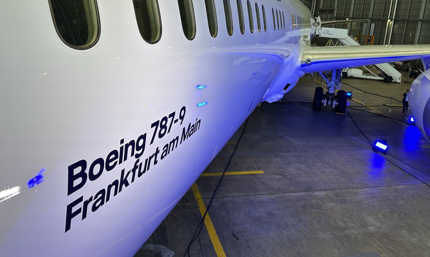 Boeing 787 von Lufthansa: Die D-ABPF heißt jetzt «Frankfurt am Main»