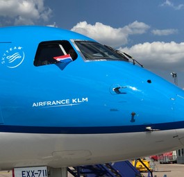 Embraer-Jet von KLM: Gratis-Pendeln ist bald Geschichte.