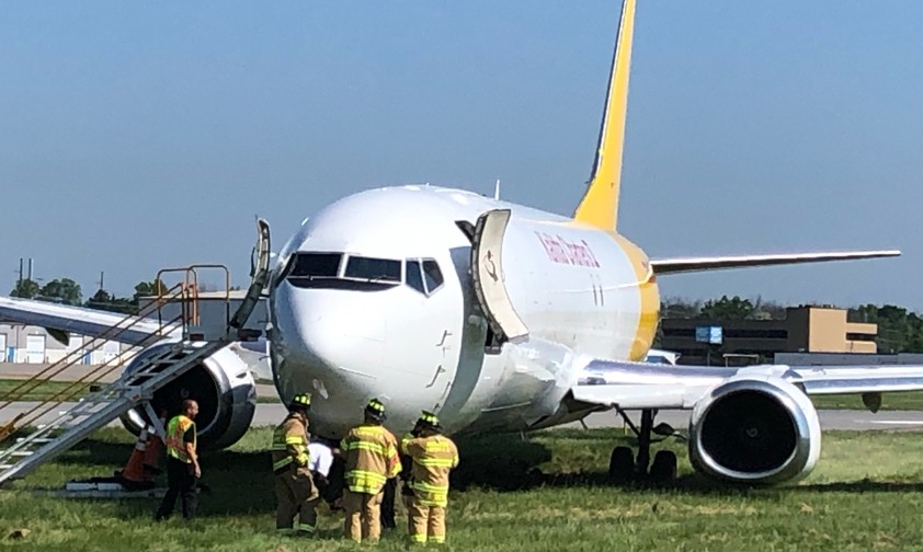 Boeing 737 von Kalitta Charters II: Kam von der Piste ab.