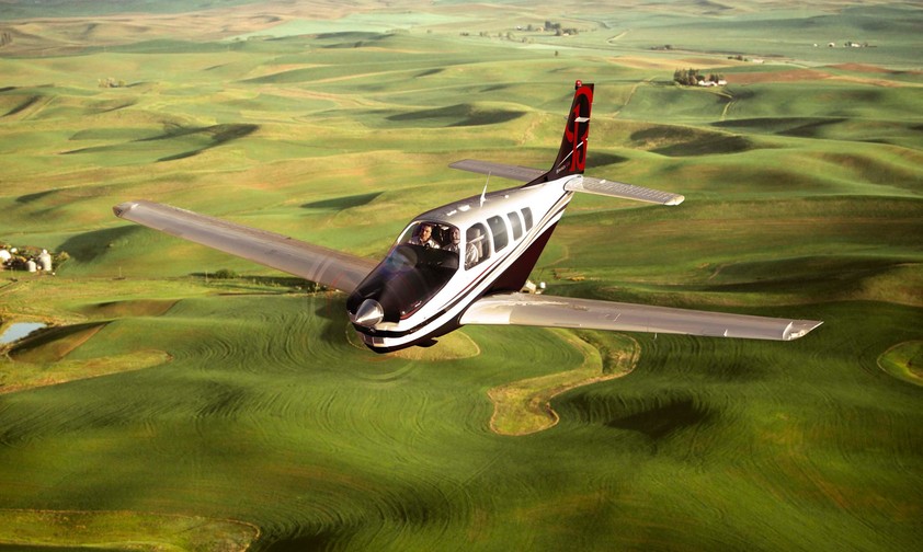Beechcraft Bonanza: Welcher Flugplatz bietet was? Da will Airfield Directory helfen.