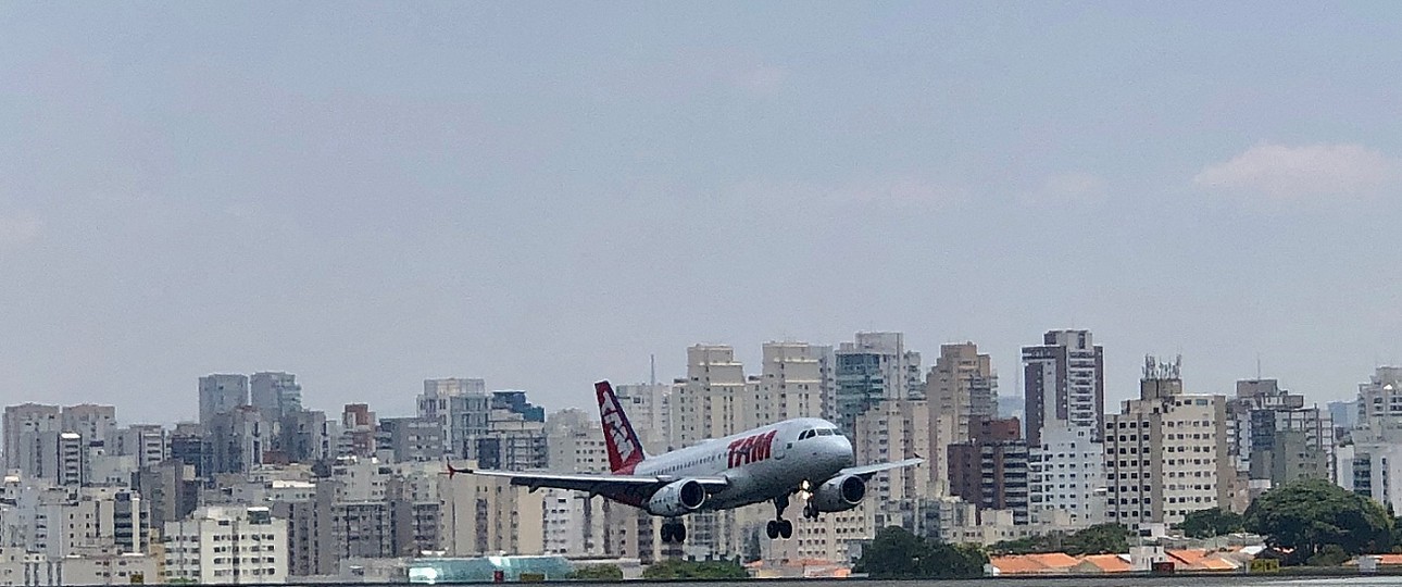 Landung eines Flugzeuges in São Paulo-Congonhas: geschäftig, aber auch kompliziert.