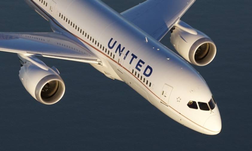 United rüffelt eigene Piloten