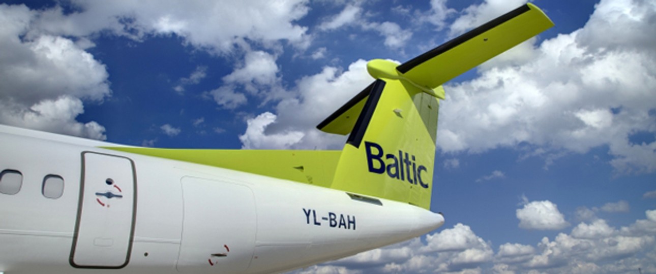 Flieger von Air Baltic in Riga: Zukunft scheint gesichert.