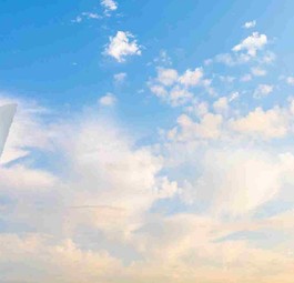 Winglet einer Fischer Boeing 737: Die Airline plant in diesem Jahr ihr erneutes Comeback.