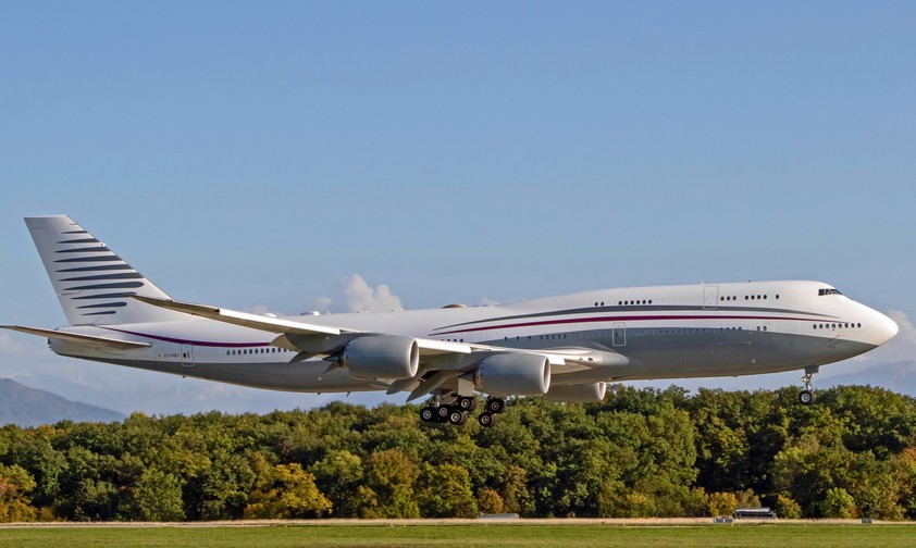 Boeing 747-8 mit dem Kennzeichen A7-HBJ: Bekommt sie Donald Trump als Übergangs-Air Force One?