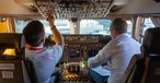 Piloten von Rossiya Airlines: Mutter Aeroflot versucht, Personal abzuwerben.