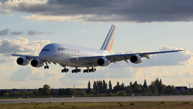 Mit 2,457 Milliarden Dollar schafft es Air France auf Platz 8.