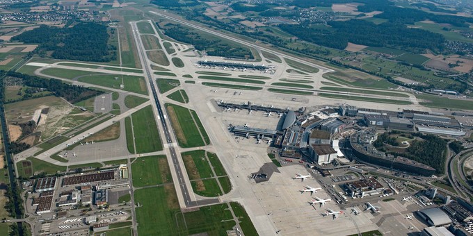 ... der Flughafen Zürich (plus 1 Prozentpunkt) und ...