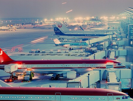 Terminal 2 im Jahr 1999: Beim Start ein hochmodernes Gebäude.
