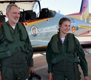 König Felipe VI. und Prinzessin Leonor: Flogen gemeinsam.