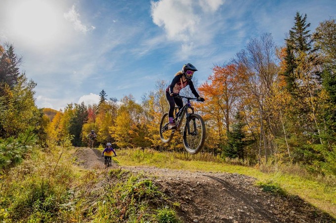 Radfahrer machen grosse Sprünge in Nova Scotia