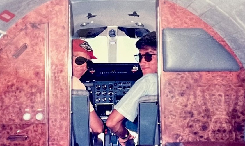 Mentor Niki Lauda und Manfred Samhaber im Cockpit.