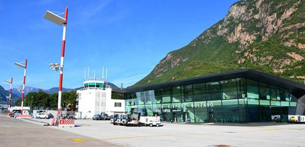 Flughafen Bozen: Nur 50'000 Fluggäste im Jahr.